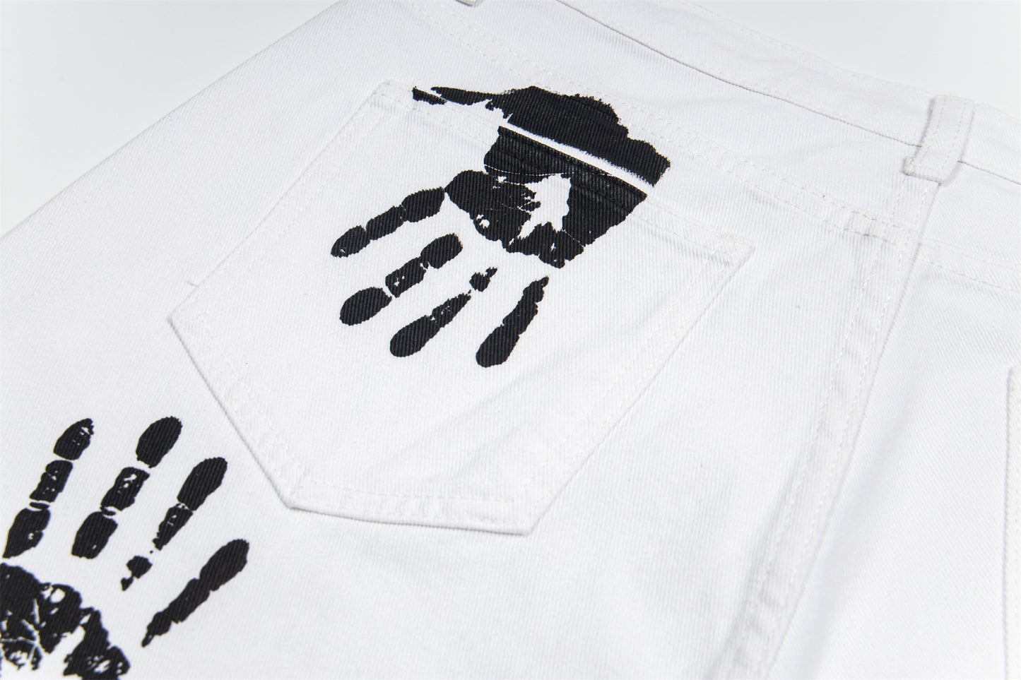 Handprint Graphic | White Street Jeans - Santo 