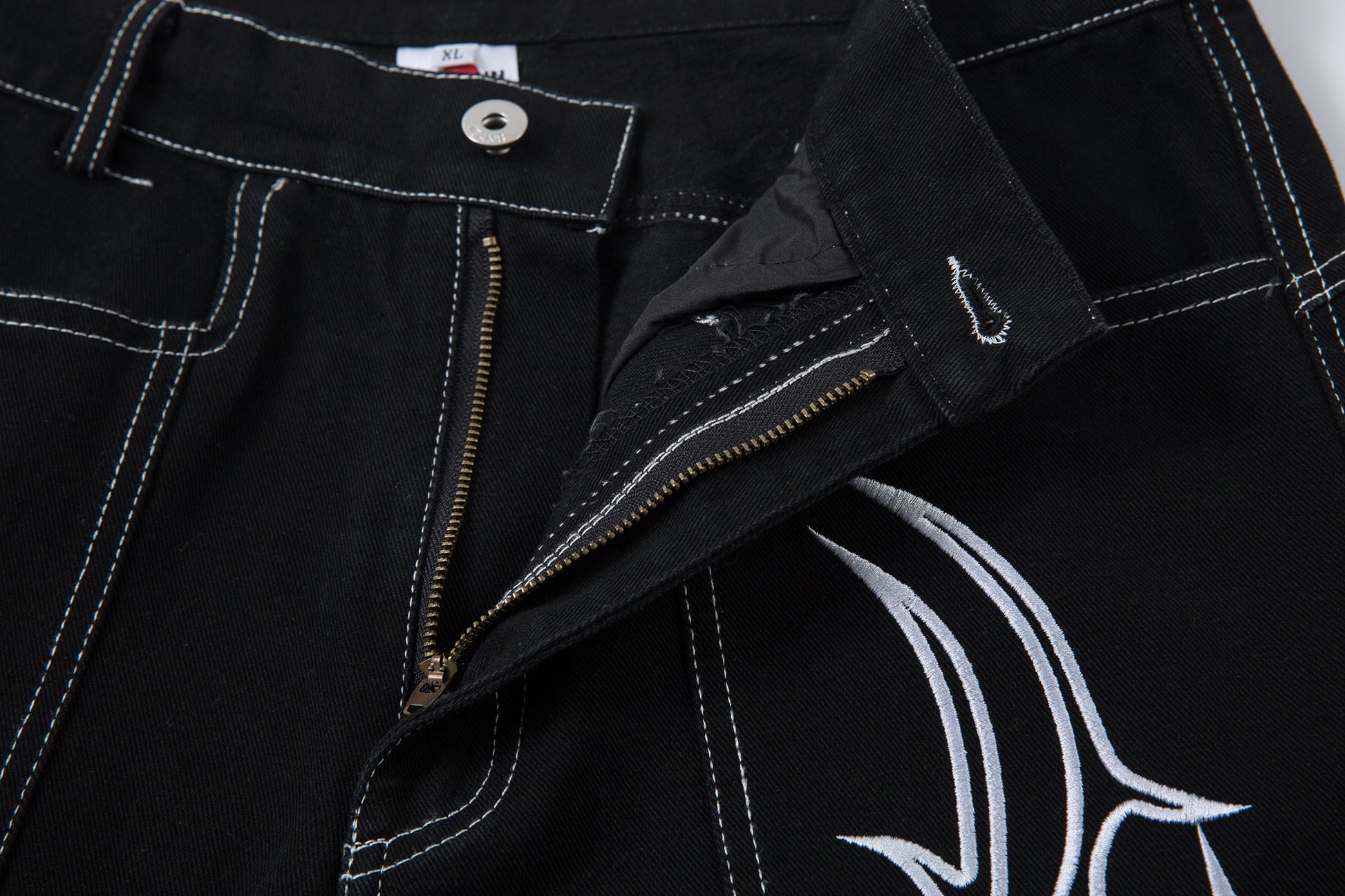 Embroidered Flame | Baggy Jeans - Santo 