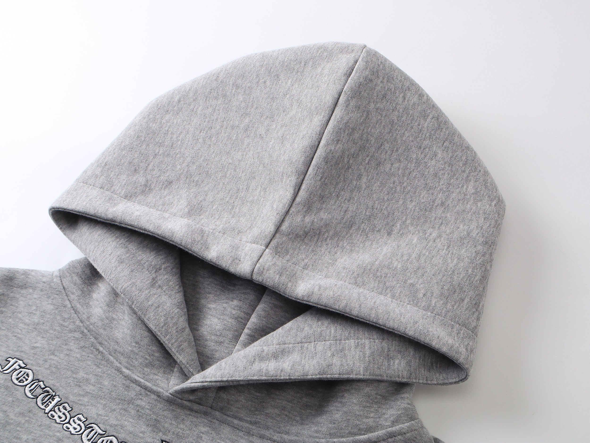 E.T. | Grafik-Kapuzenpullover in Übergröße