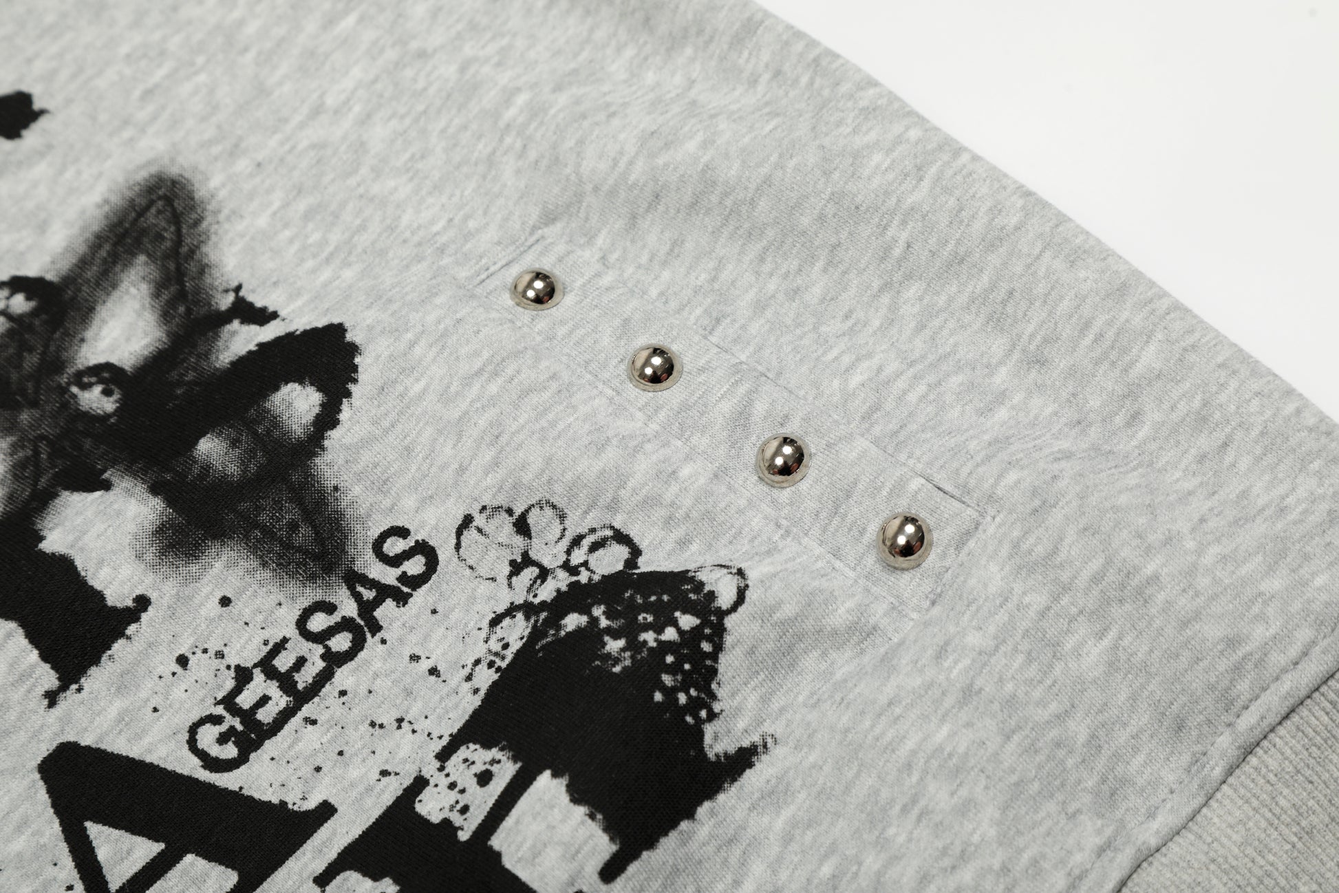 Graffiti Print Faux Fur | Zip Up Hoodie - Santo 