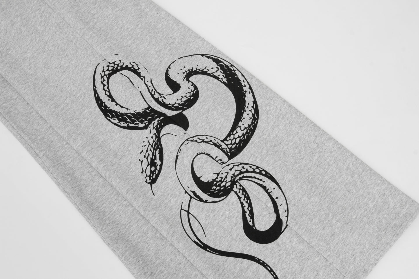 Snake Print | Baggy Sweatpants - Santo 
