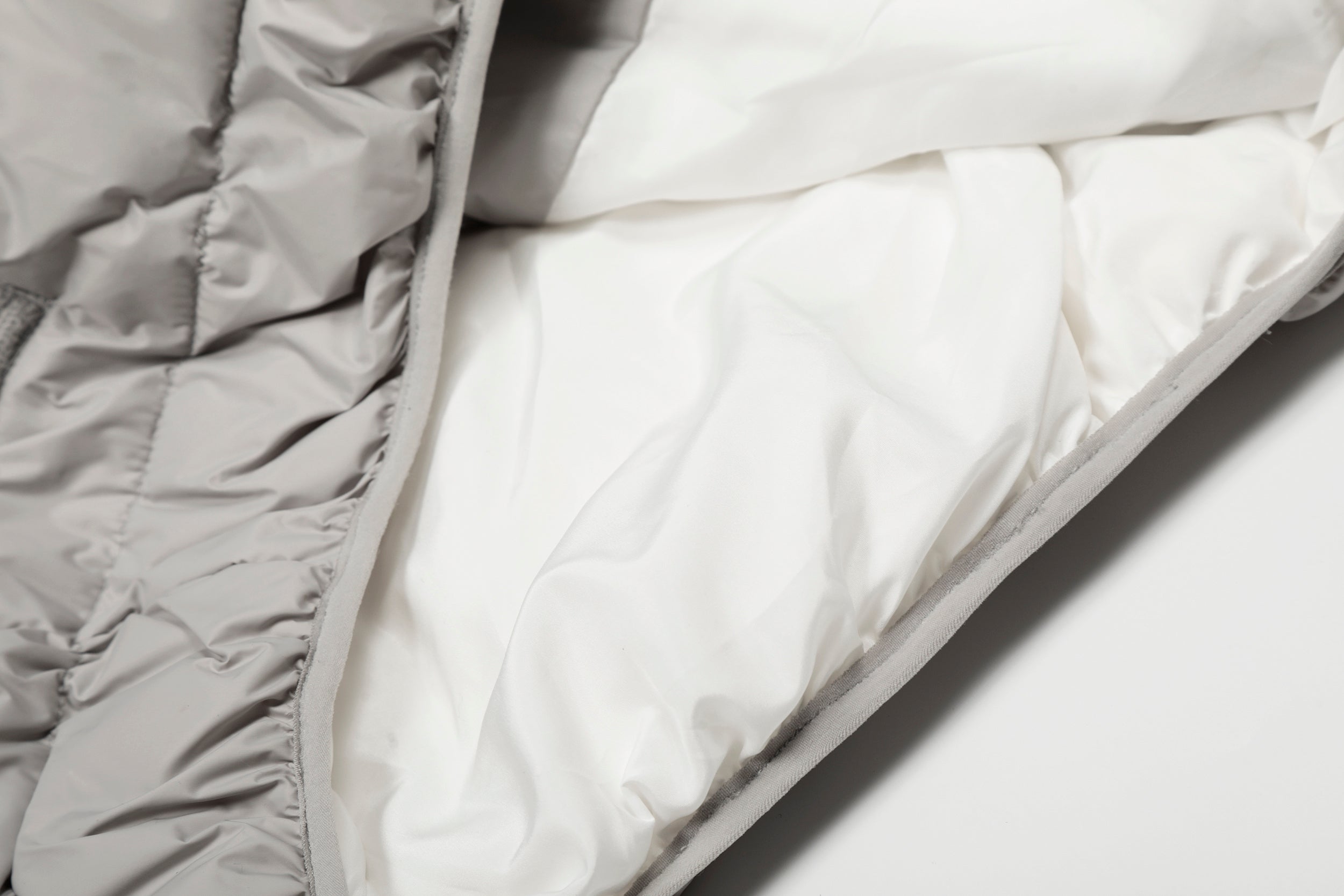 Hybrid Knit-Sleeve | Hooded Puffer Jacket