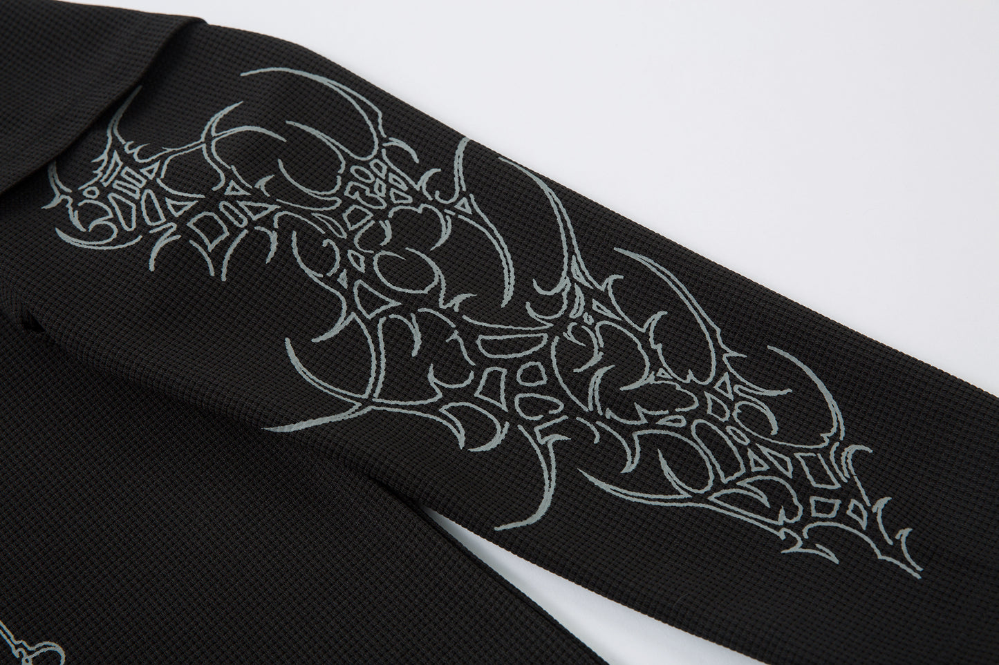 Dark Verse Graphic | Layered Sweatshirt - Santo 