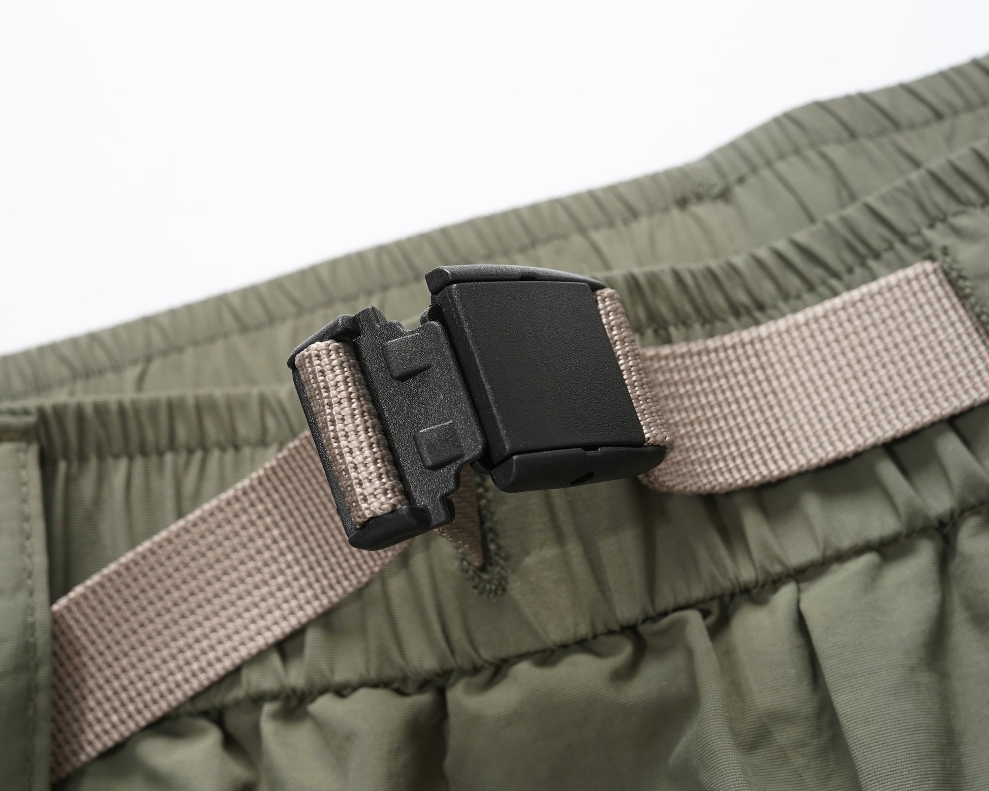 Nylon Utility Cargo | Tech Pants - Santo 