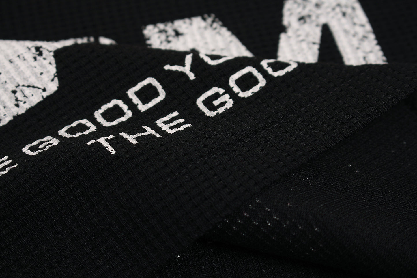 Distressed Cross Graphic | Punk Sweatshirt - Santo 