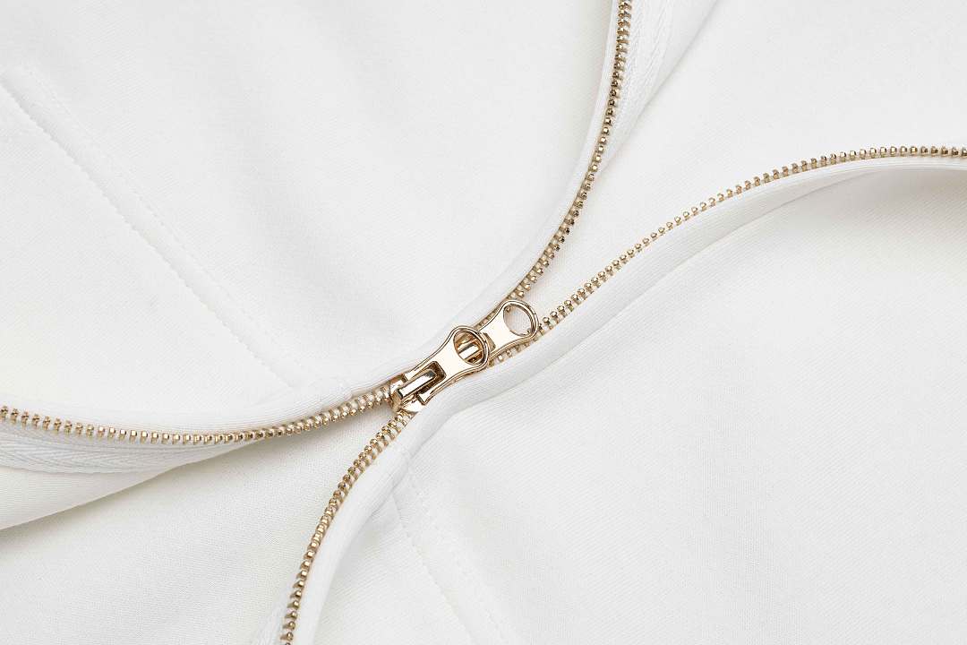 Ornamental Letter Embroidered Two Way Zip Hoodie detail image 8