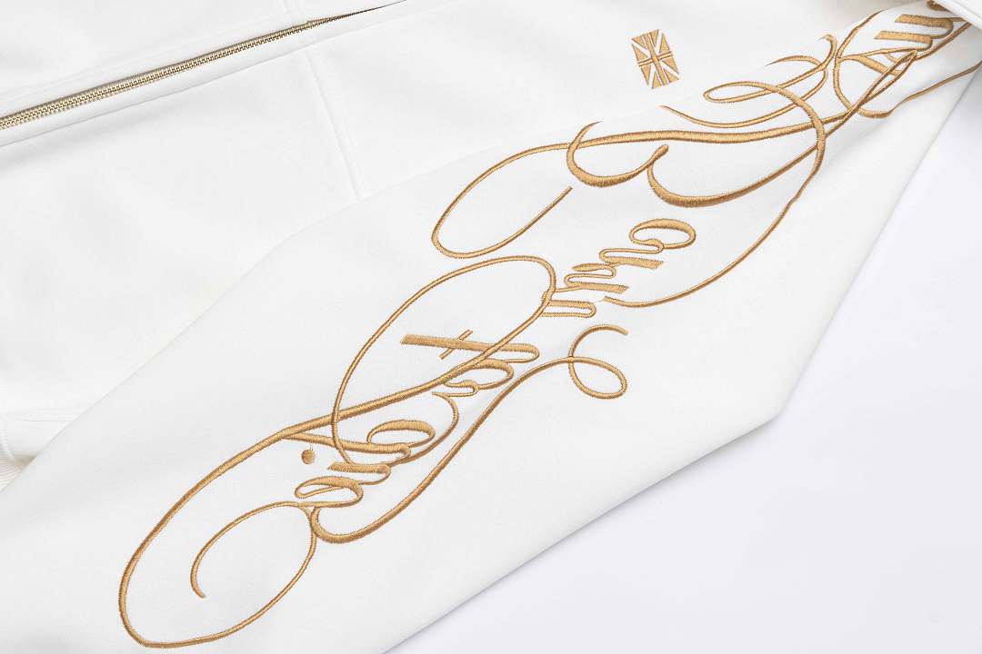 Ornamental Letter Embroidered Two Way Zip Hoodie detail image 6