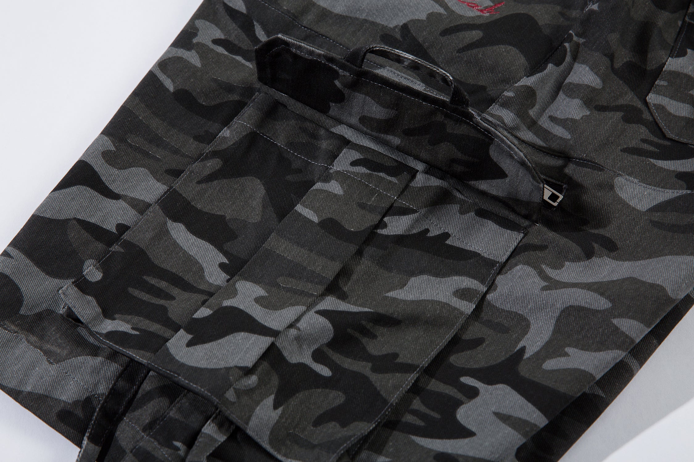 Men's Utility Cargo Shorts | Camouflage Pattern