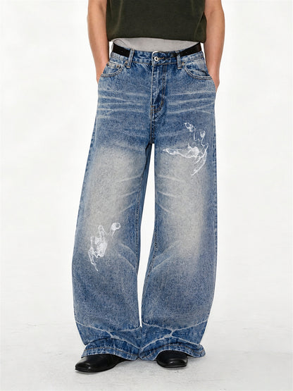 Washed Print Jeans model image