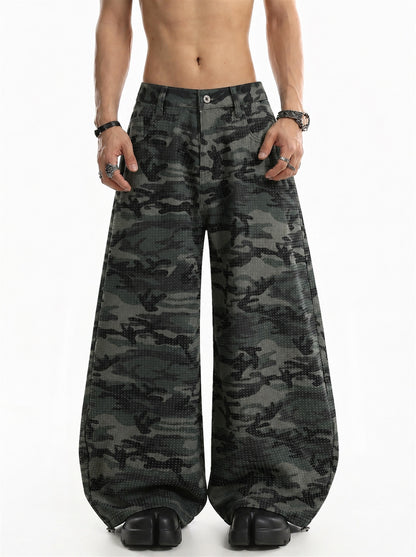 Rhinestone Camo Baggy Barrel Jeans model image