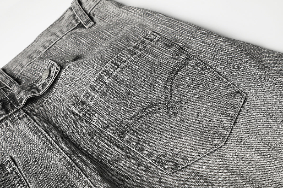 Textured Washed Baggy Barrel Jeans detail image 8