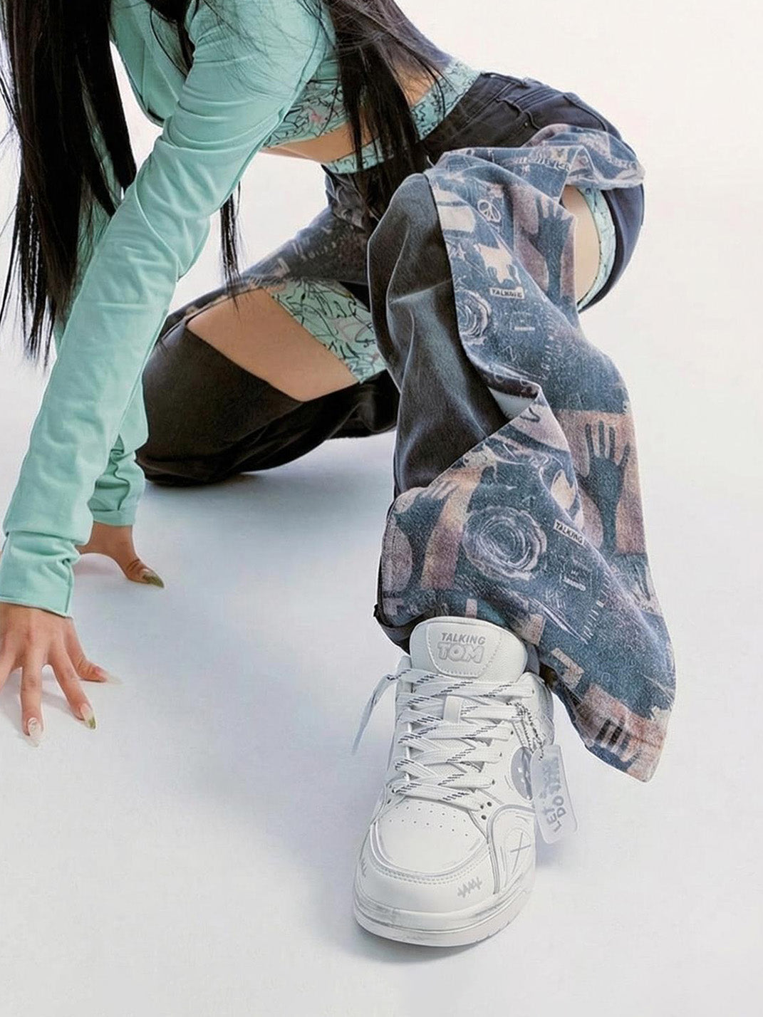 Broken Heart Graphic Low Top Sneakers on foot styling image 4