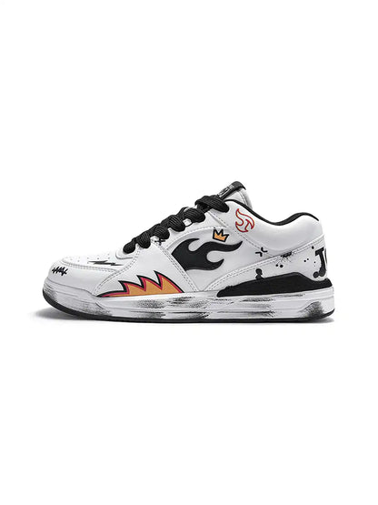 Flame Graphic Scuffed Low Top Sneakers detail image 1