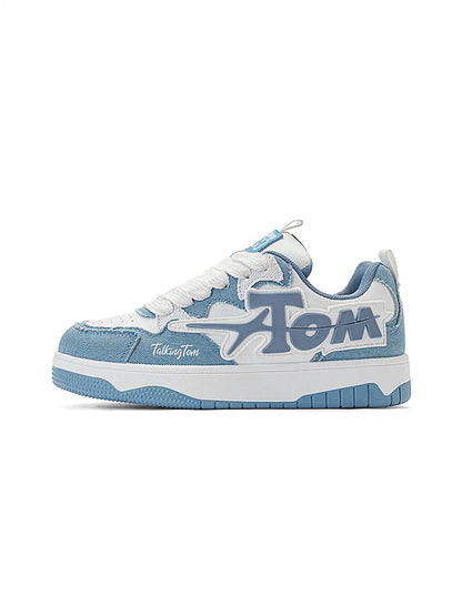 Oversized Letter Graphic Low Top Sneakers Blue product image