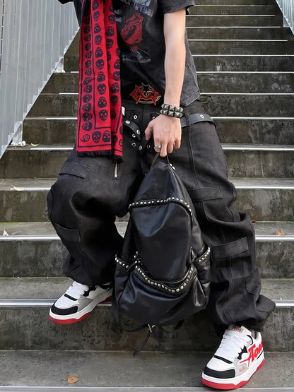 Oversized Letter Graphic Low Top Sneakers on foot styling image 2