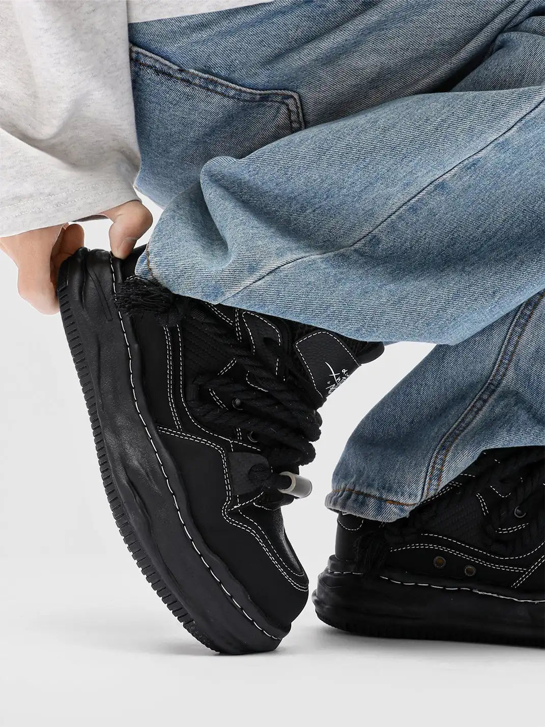 Wavy Sole Chunky Sneakers on foot styling image 3
