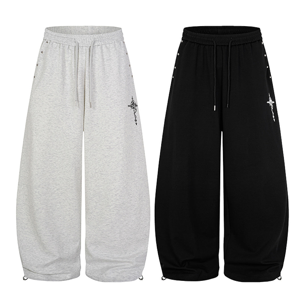 Cross Print Baggy Sweatpants detail image 4