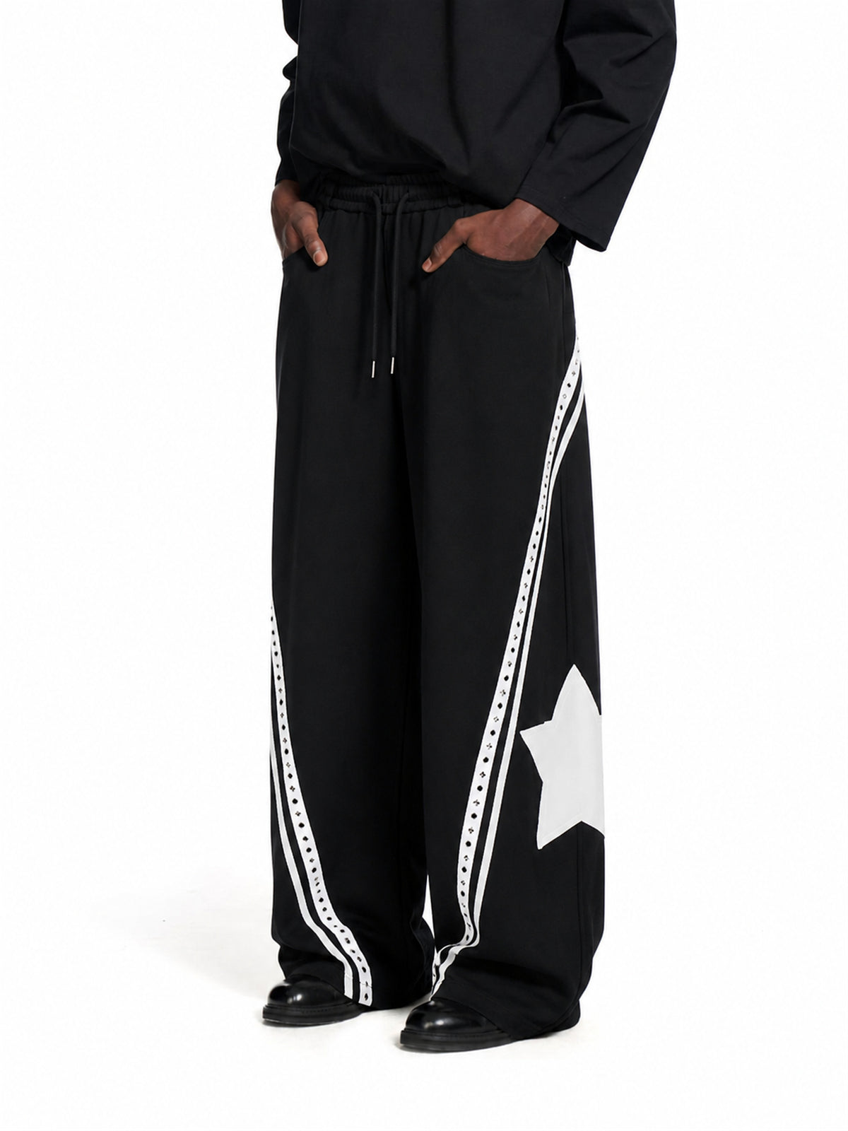 Panel Baggy Barrel Sweatpants model image