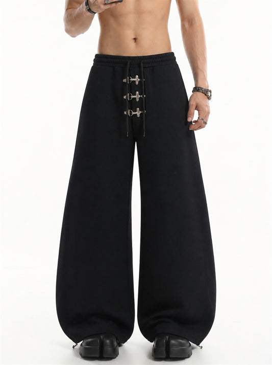Fireman Clasp Baggy Sweatpants model image