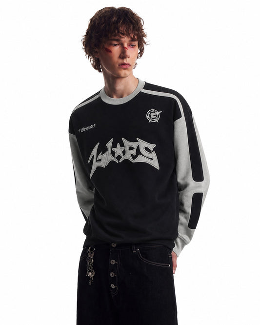 Contrast Panel Gothic Logo Long Sleeve Sweatshirt model image