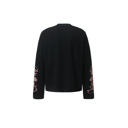 Ornamental Cross Graphic Long Sleeve Sweatshirt detail image 3