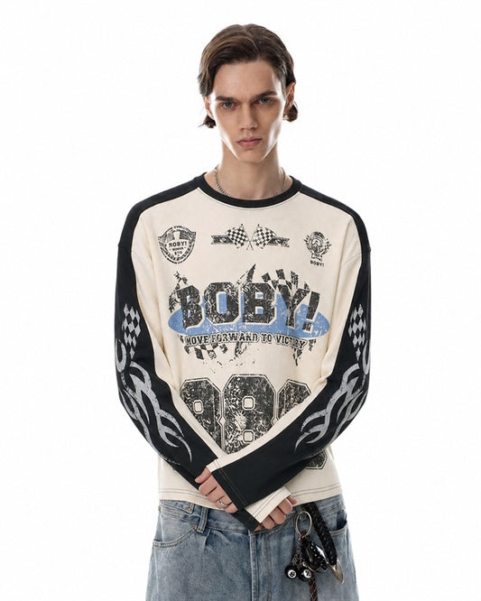 Rhinestone Graphic Contrast Sleeve Long Sleeve Sweatshirt model image