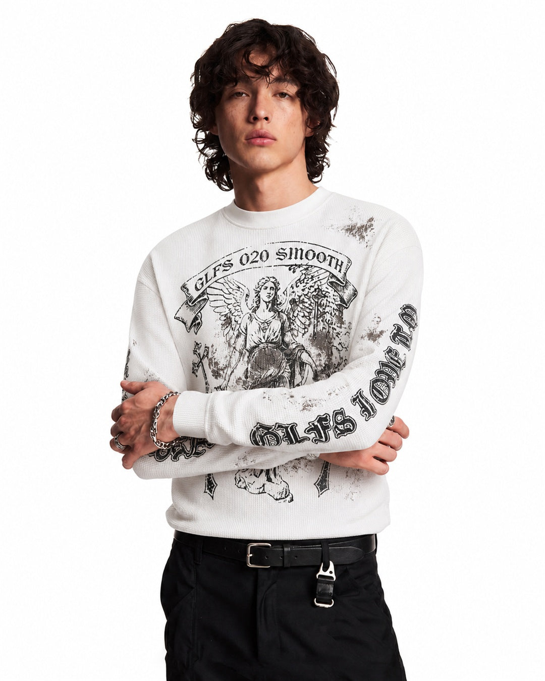 Angel Cross Graphic Long Sleeve Sweatshirt model image