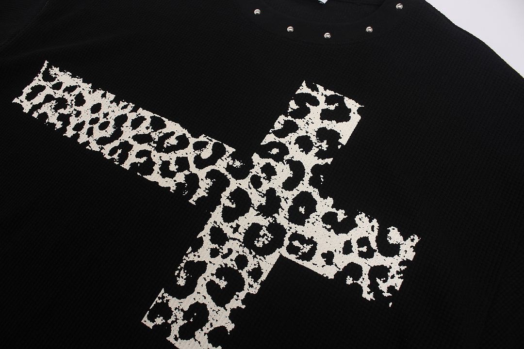 Leopard Cross Graphic Long Sleeve Sweatshirt detail image 5
