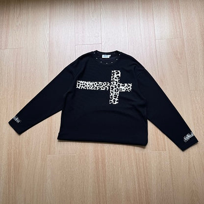 Leopard Cross Graphic Long Sleeve Sweatshirt detail image 6
