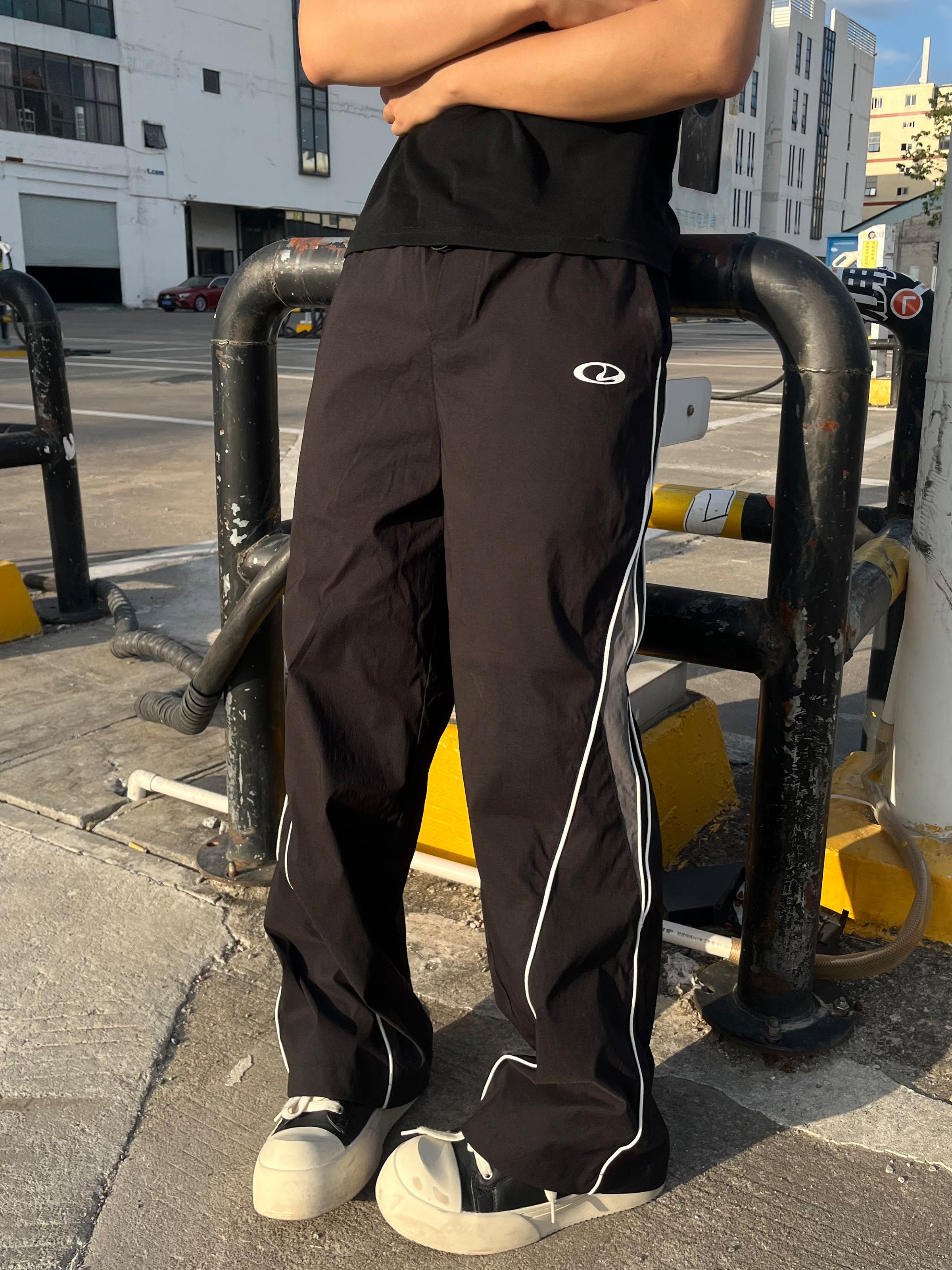 Urban Bloc | Color-Blocked Cargo Sweatpants