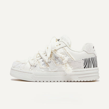 Cloud | White Streetwear Sneakers - Santo 