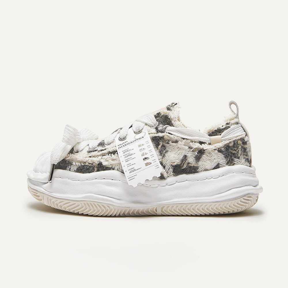 Destroy | Retro Y2K Punk Sneakers - Santo 