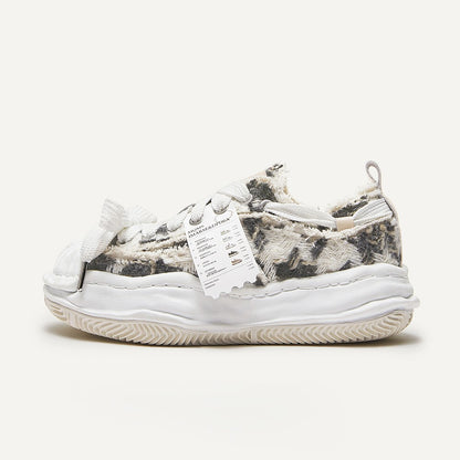 Destroy | Retro Y2K Punk Sneakers - Santo 