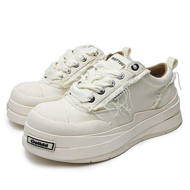 Raggedy | Distressed Canvas Sneakers - Santo 