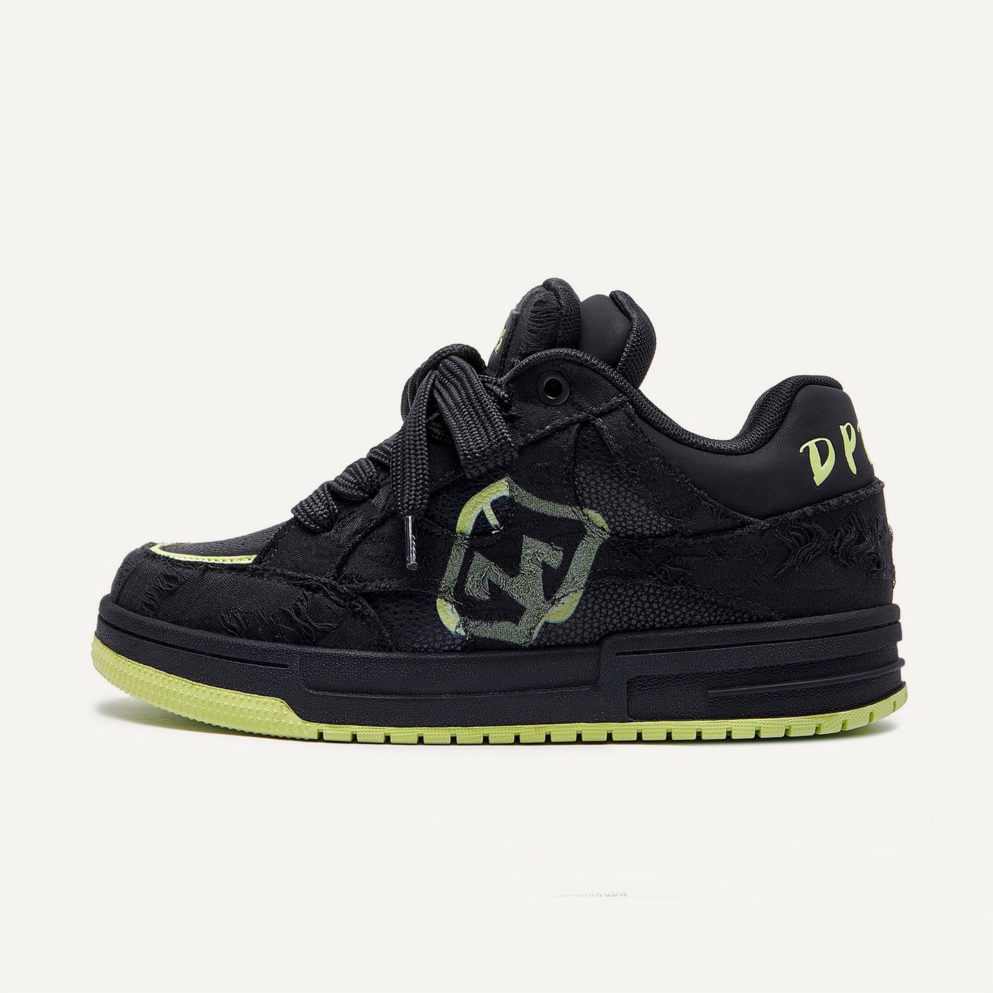 Retro Graffiti | Y2K Punk Skate Sneakers - Santo 