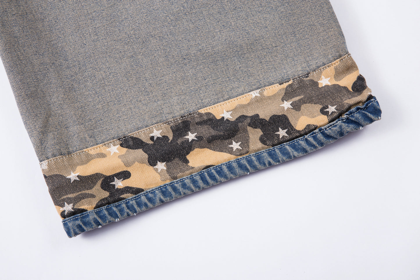Camo Star Cuffed Denim | Baggy Streetwear Jeans - Santo 