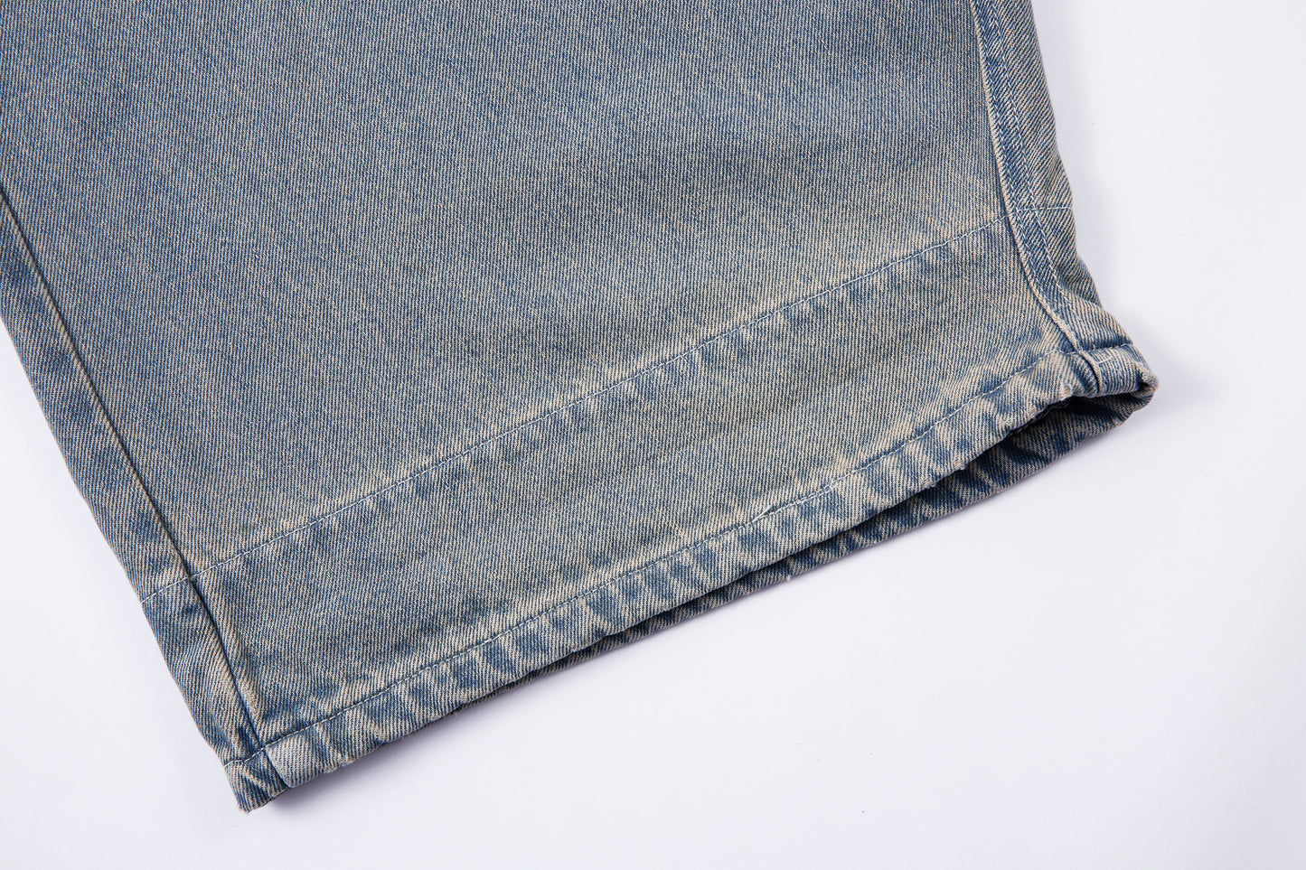 Camo Star Cuffed Denim | Baggy Streetwear Jeans - Santo 