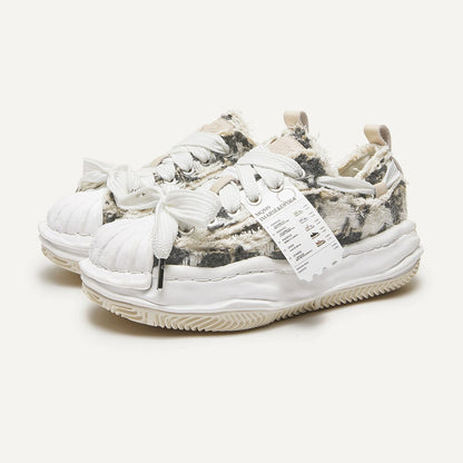 Destroy | Retro Y2K Punk Sneakers - Santo 