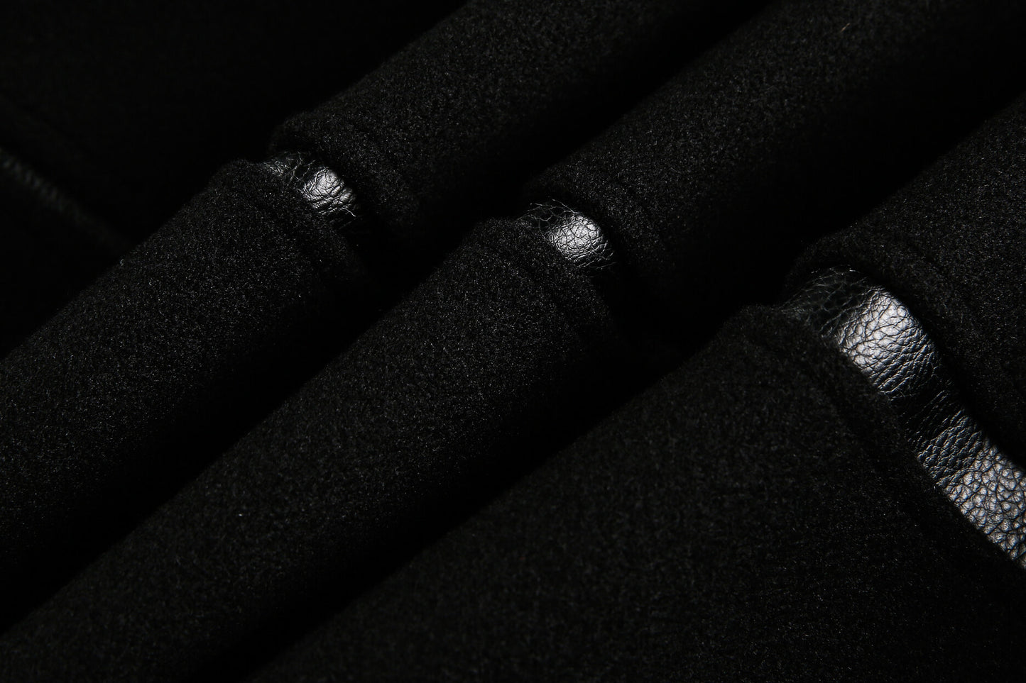 Retro Streetwear Outerwear | Vintage Leather Bomber Jacket - Santo 