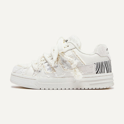 Cloud | White Streetwear Sneakers - Santo 