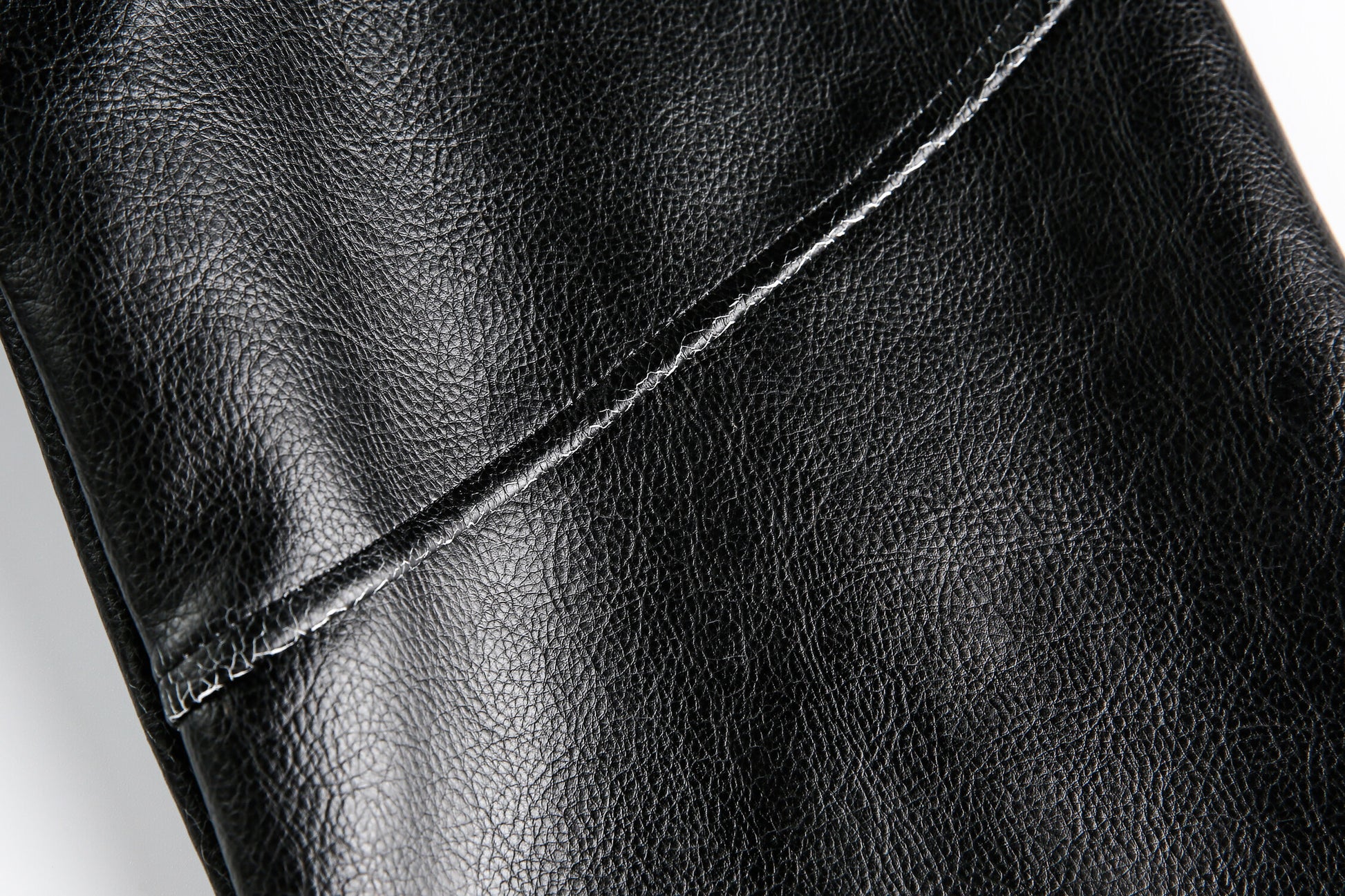 Retro Streetwear Outerwear | Vintage Leather Bomber Jacket - Santo 