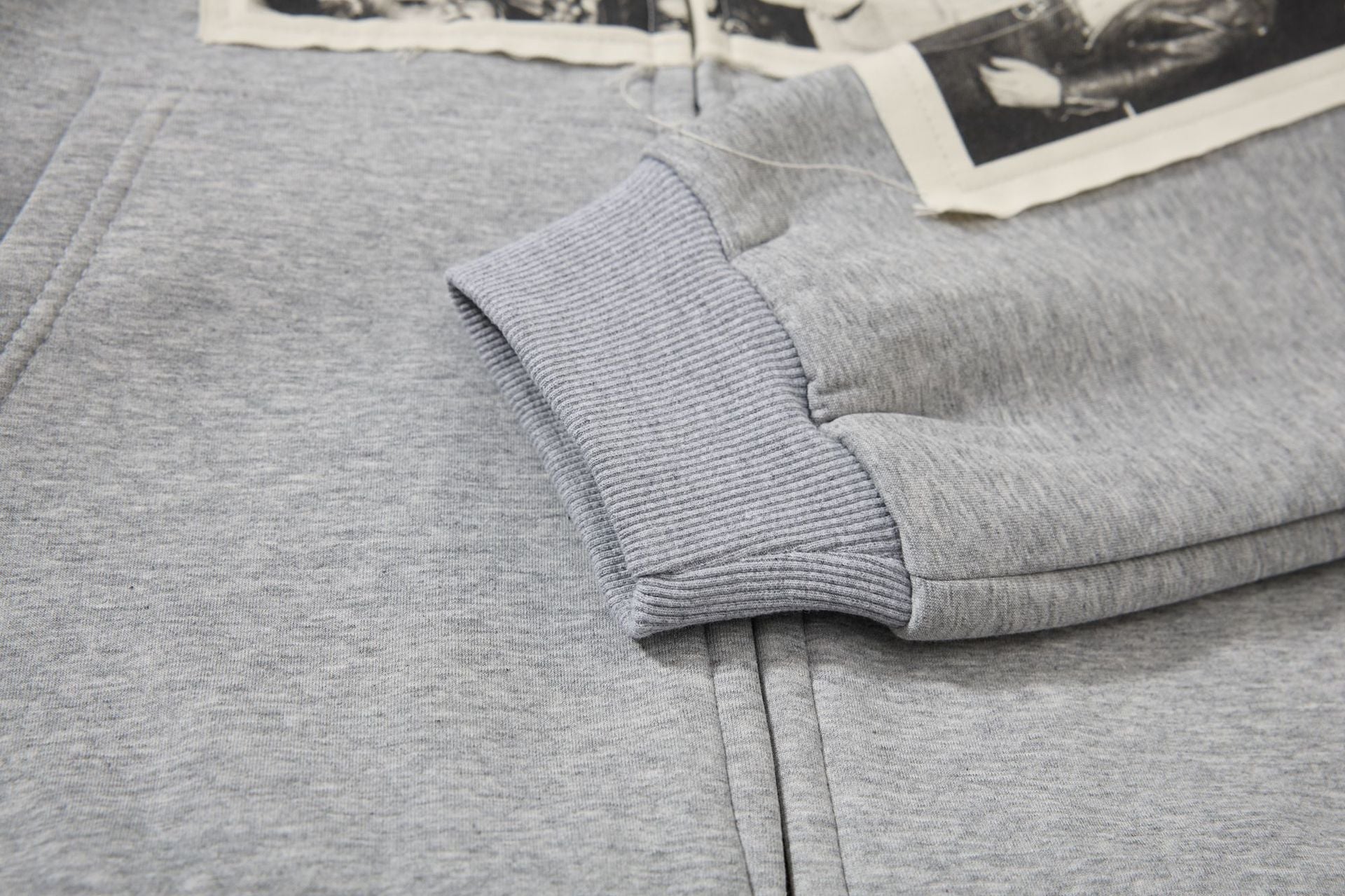 Vintage Streetwear | Thick Pullover Hoodie