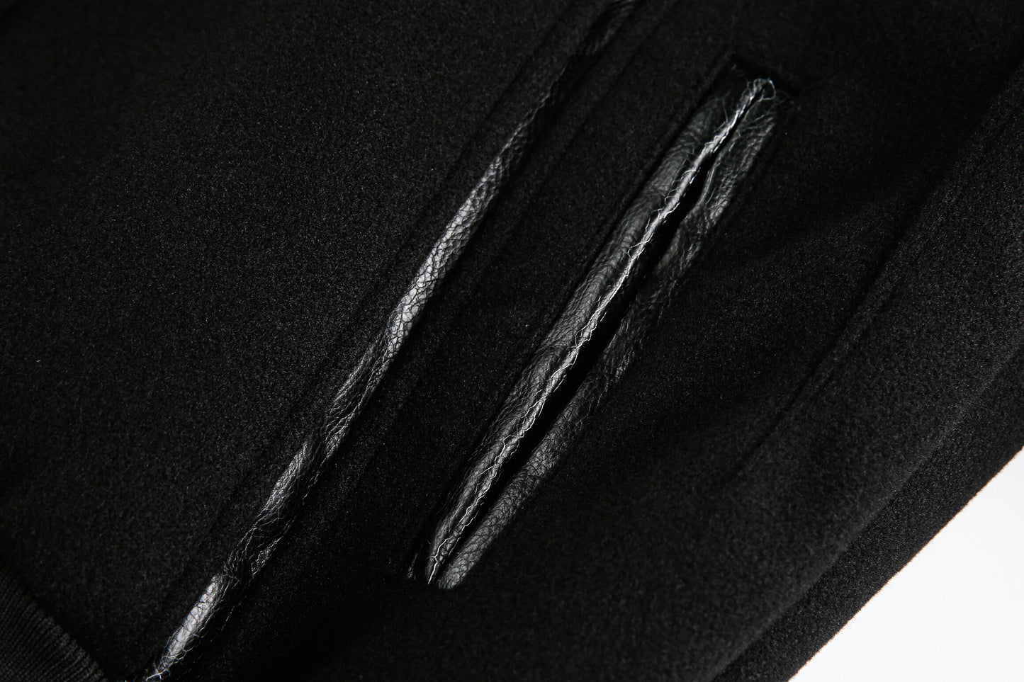 Retro Streetwear Outerwear | Vintage Leather Bomber Jacket - Santo 