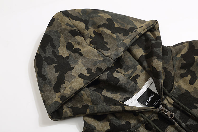 Felpa con cappuccio con zip grafica Camo Chic |