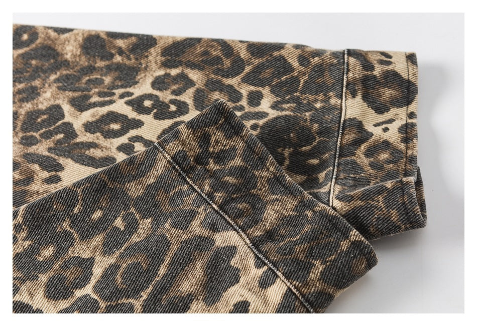 Rogue Leopard | Übergroße Denim-Jacke mit Leopardenmuster