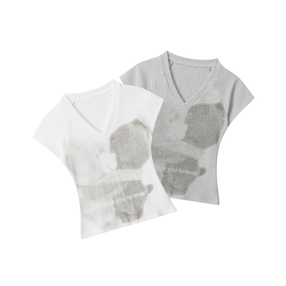 Faded Hug | V-Neck Soft Focus Tee - Santo 