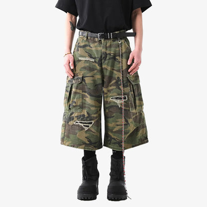 Destroyed Camo | Baggy Cargo Shorts - Santo 
