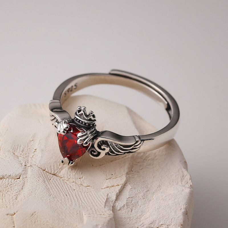 Vintage Hip Hop Ring Accessories Unisex Crown Red Love Wings Ring Woman Man Punk Jewelry Gothic Fashion Party Gifts - Santo 